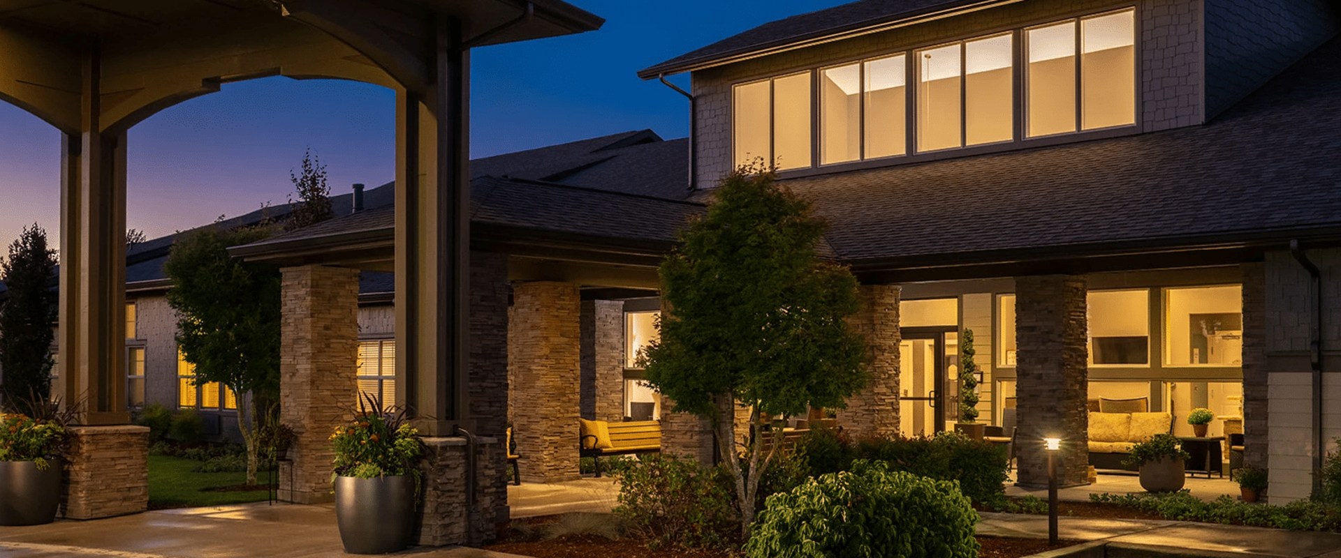 How much does it cost for assisted living in oregon?