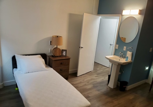 What is the difference between level 1 and level 2 assisted living?